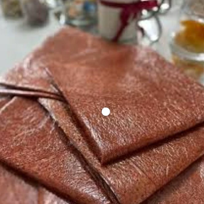 لواشک طعم زرشک طبیعی محلی فدک (500 گرم)