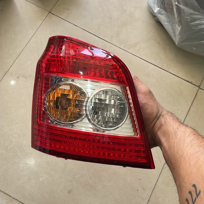 چراغ خطر عقب پراید 111 ستاکو اصلی بسته دو عددی چپ و راست