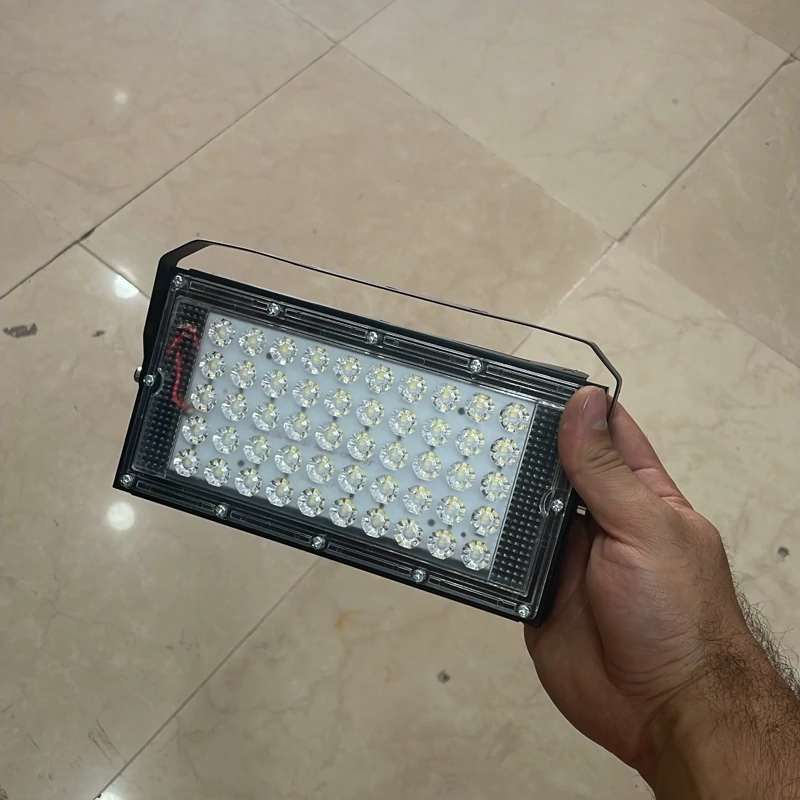 پروژکتور سیار LED Light AC175-256V پر قدرت و پر نور